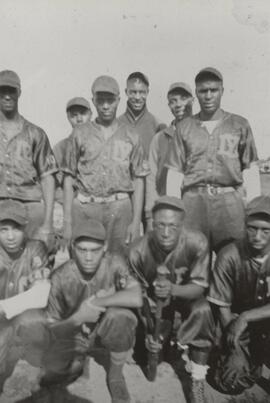 Yellow Dogs Team Photo